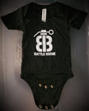 Baby onesie with snaps